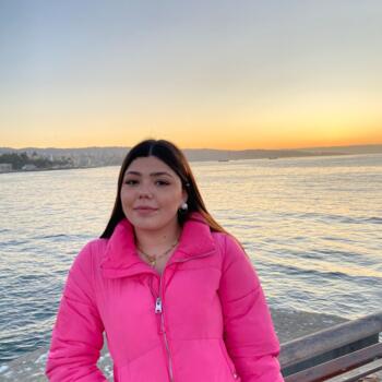 Babysitter in San Fernando: Valentina