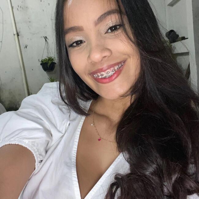 Babá em Manaus: Ana