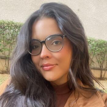 Babá Valinhos: Leticia
