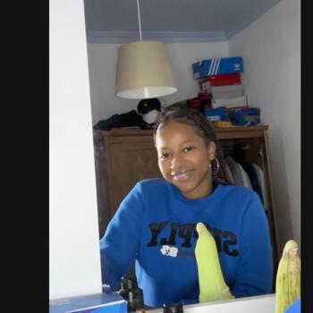 Baby-sitter in Amadora: Esmeralda