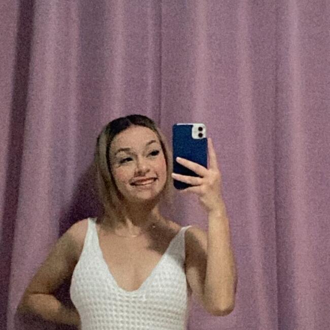 Babysitter in Joinville: Mariana