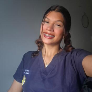 Babysitter Maracay: Naiara