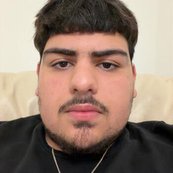 Babysitter in London: Bektas