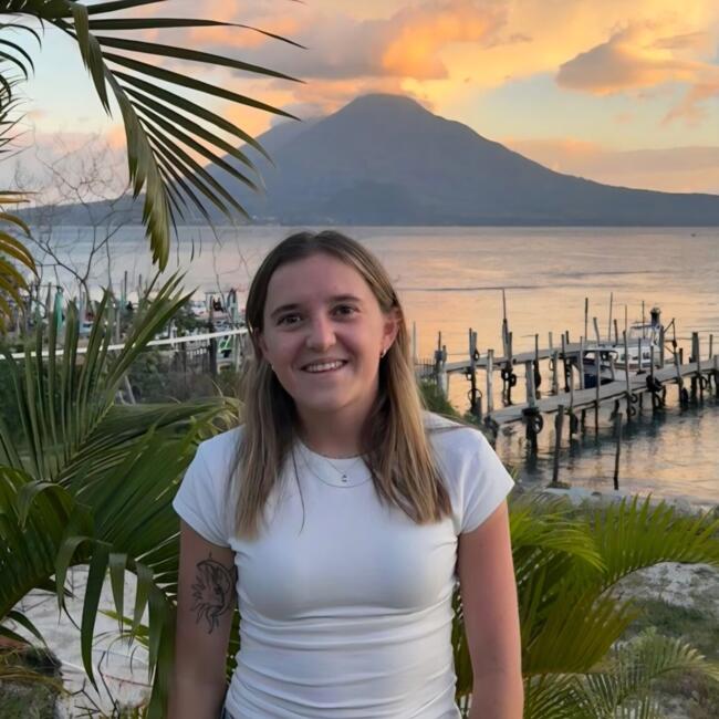 Babysitter in London: Nicola