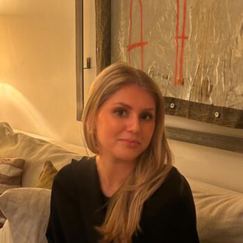 Babysitter in Gold Coast: Elin