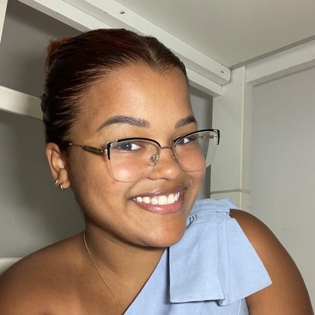 Babysitter in Salvador: Maria