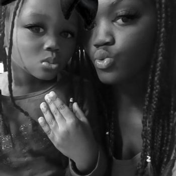 Baby-sitter in Troyes: Whitley