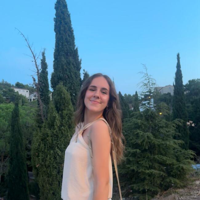 Babysitter in Montpellier: Hanaë