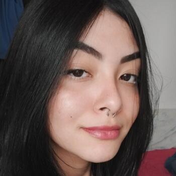 Babá em Curitiba: Luana