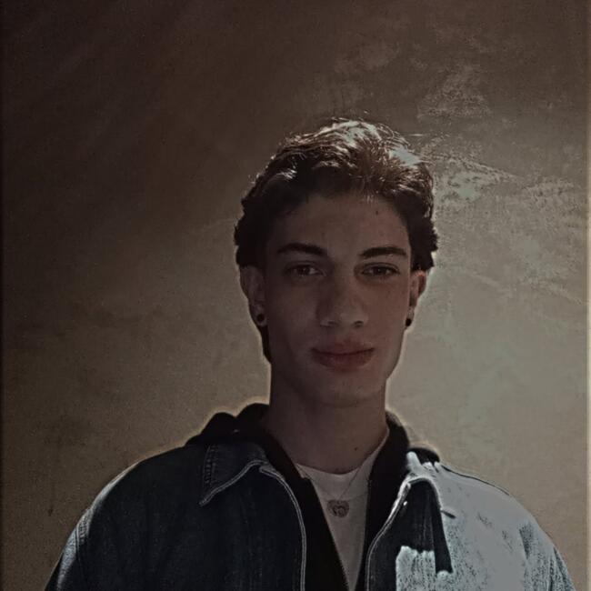 Bonă în Reșița: Edi :)