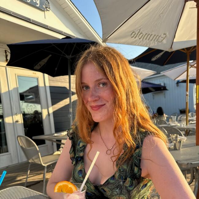 Babysitter in Glasgow: Stormy