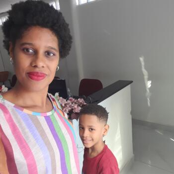 Emprego de babá em Rio das Ostras: emprego de babá Sulamita