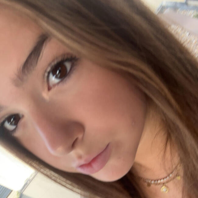 Babysitter in Moidieu: Manon