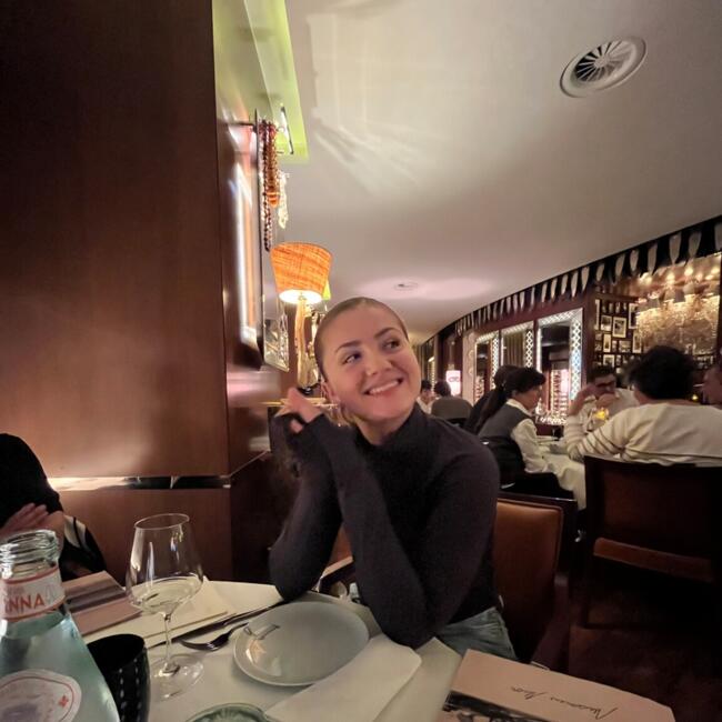 Babysitter in Honfleur: Charlotte