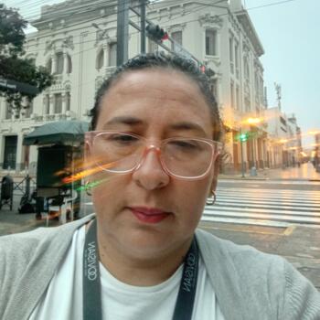 Babysitter in El Agustino: Karenn
