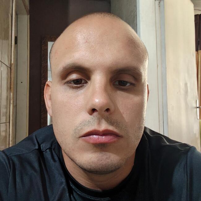 Emprego de babá em Curitiba: Matheus