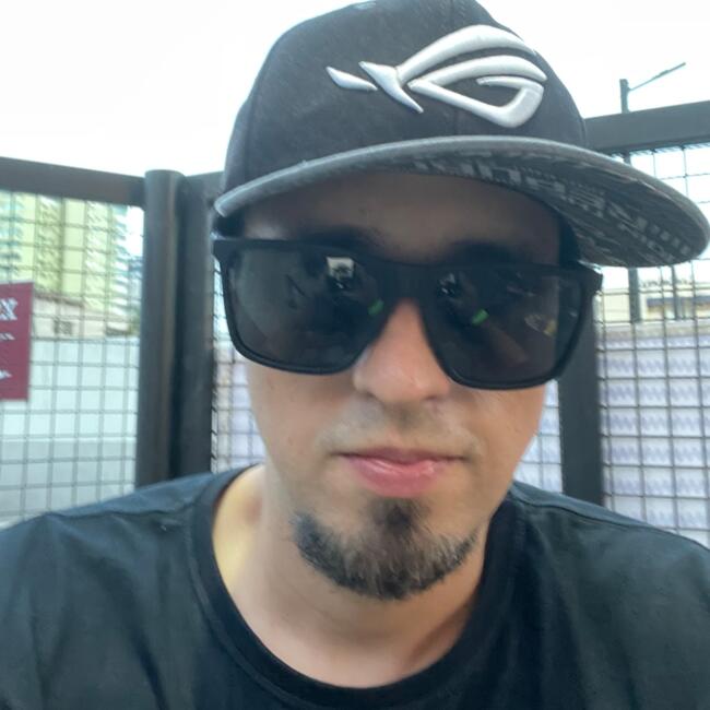 Emprego de babá em Gravataí: Hardi