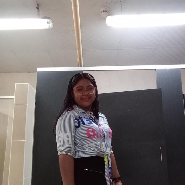 Babysitter in Panama City: Stayce