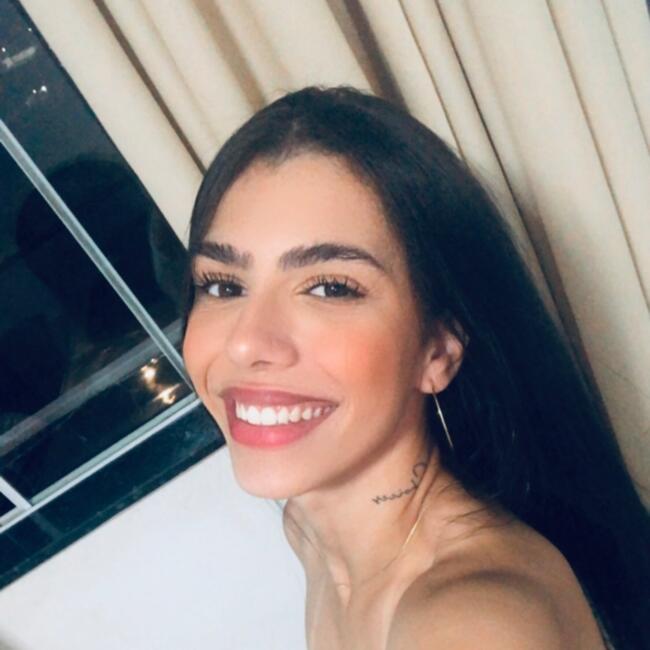 Emprego de babá em Poços de Caldas: Carol