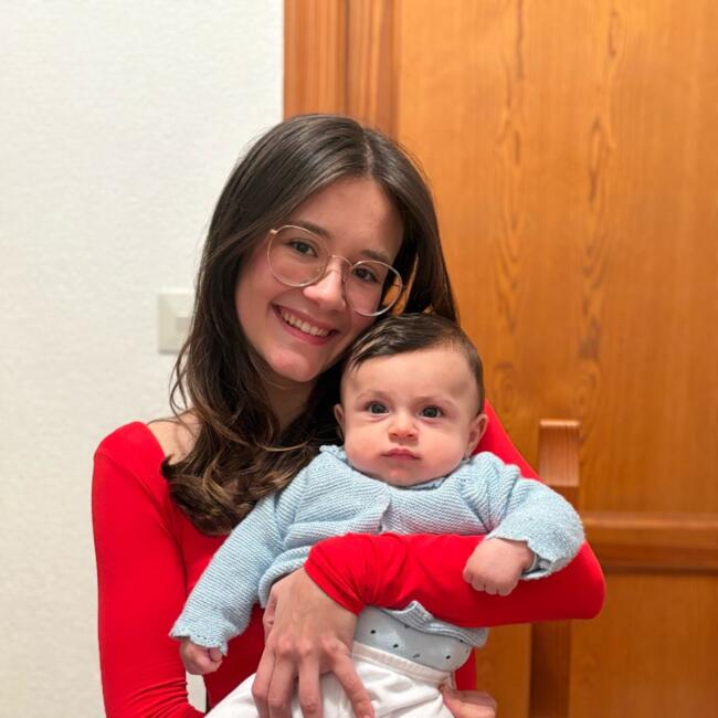 Canguro en Sevilla: Antonella