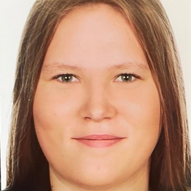 Babysitter in Bonn: Pia