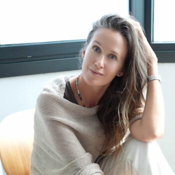 Lagos的臨時保母工作: 臨時保母工作 Olha