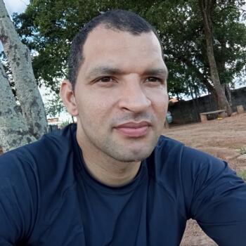 Emprego de babá em Divinópolis: emprego de babá Franklin Borges