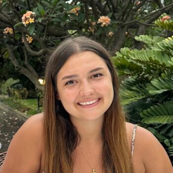 Babysitter em Faro: Ana Maria