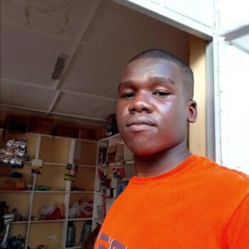 Babysitter in Mombasa: Gideon