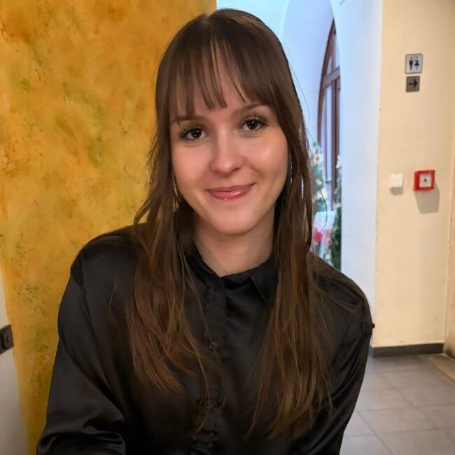 Varuška v Lokovica: Maja