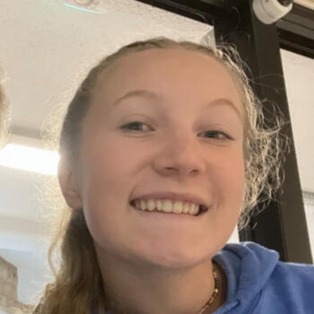 Babysitter in Strasbourg: Florine