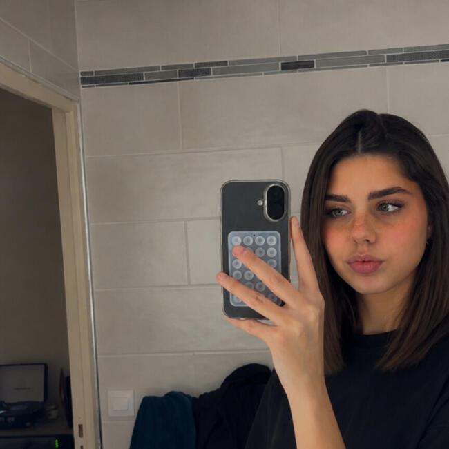 Babysitter in Méru: Nina