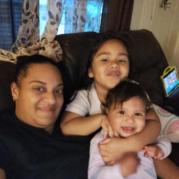 Babysitting job in Avon Park: babysitting job Janitza