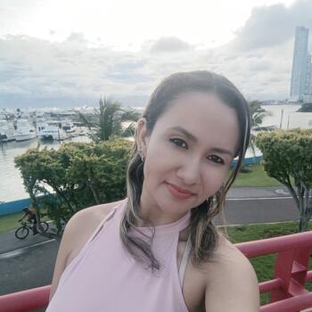 Babysitter Panama City: Xiomara