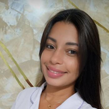 Babysitter Rio das Ostras: LAIS