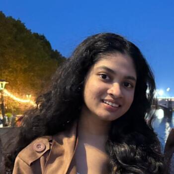Babysitter Melbourne: Yashmi