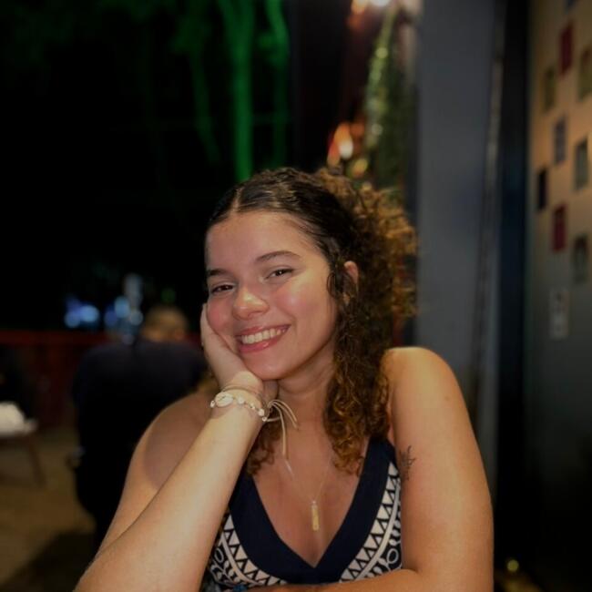 Babysitter in Araraquara: Larisse