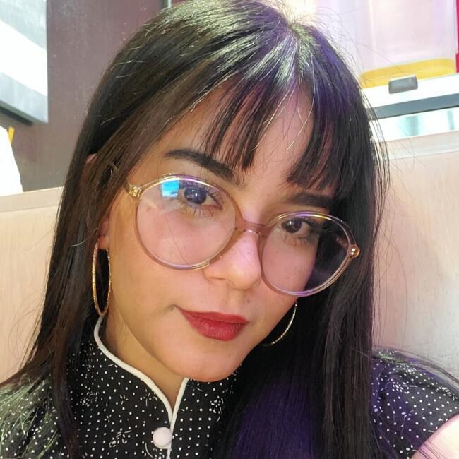 Canguro en Cerdanyola del Vallès: Ana Peraza