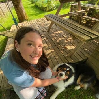Babysitter in Thin-le-Moutier: Lola