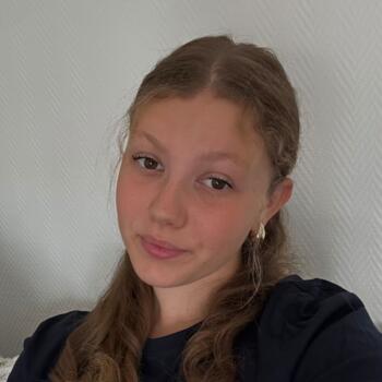 Babysitter Beauvais: Noemie