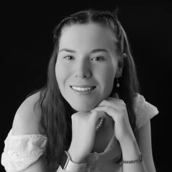 Babysitter in Stanthorpe: Tiff