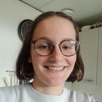 Babysitter in Delft: Denise