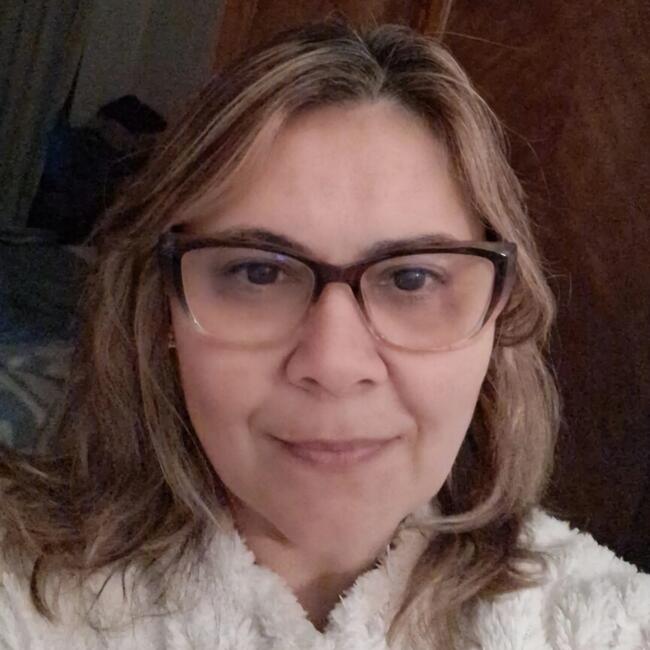 Babysitter in Matosinhos Municipality: Yara