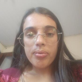 Babysitter in Penha: Ester