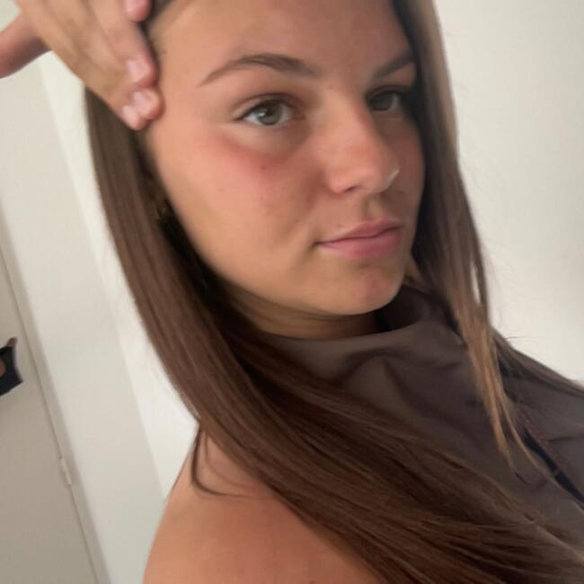 Babysitter in Cambes-en-Plaine: Kéliça