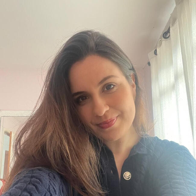 Babá em Curitiba: Letícia