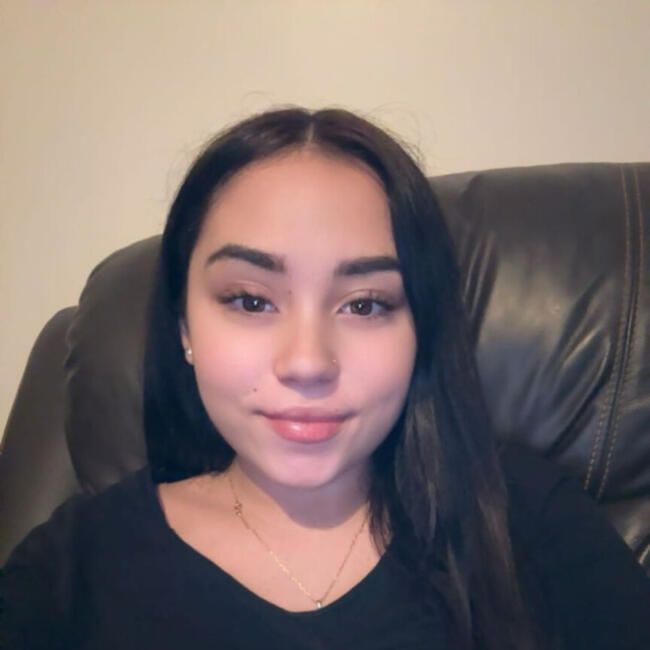 Babysitter in Hyères: Joy