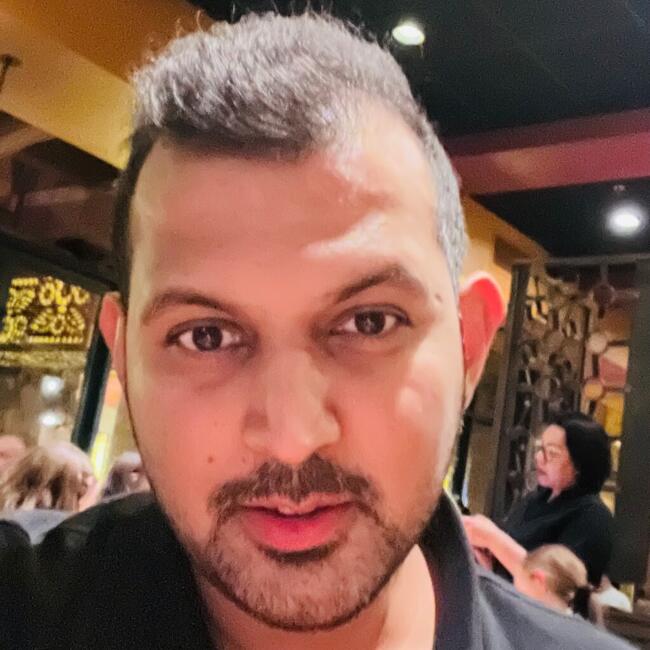 बम्बई में बेबीसिटिंग की नौकरी: Varun