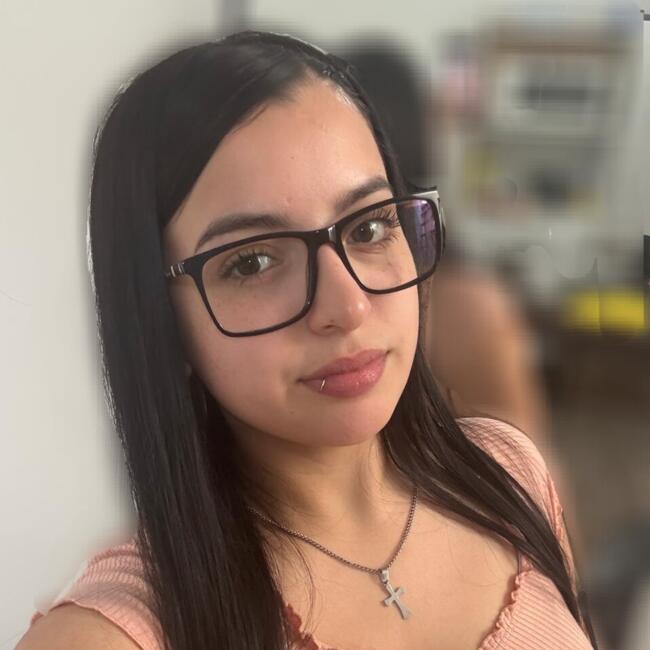 Babysitter in Avellaneda (Buenos Aires): Alma