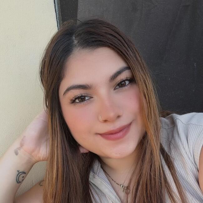 Babysitting job in Atenas: Dani